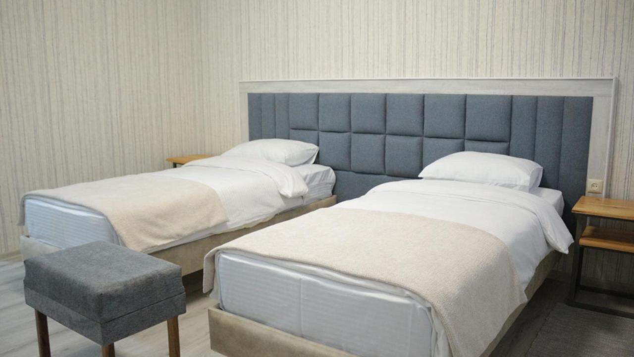 21 Rooms Hotel Гюмри Екстериор снимка