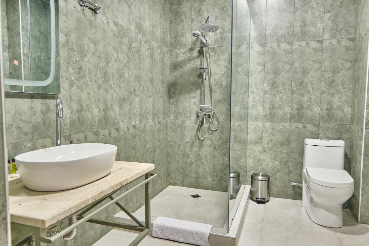 21 Rooms Hotel Гюмри Екстериор снимка