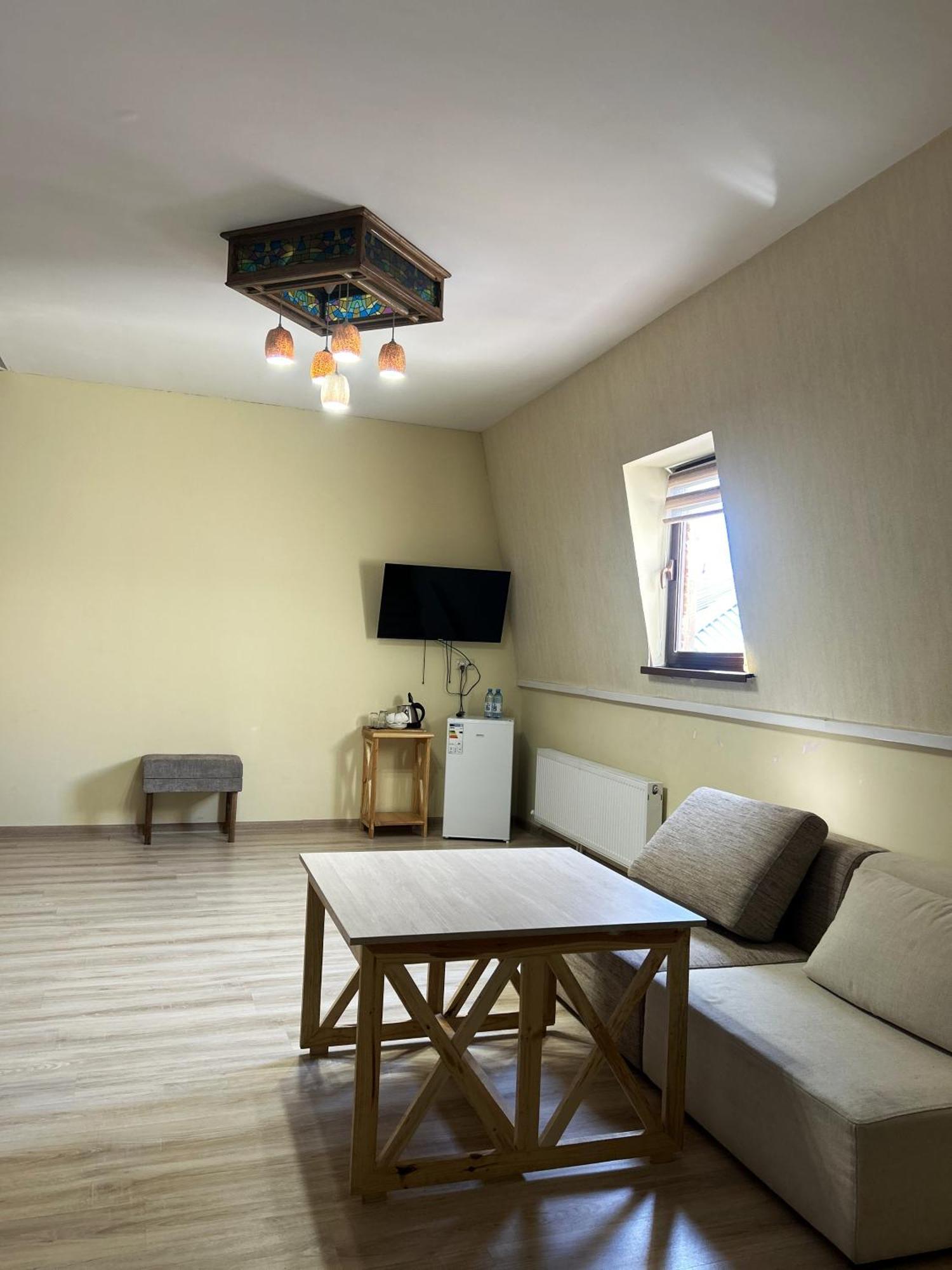 21 Rooms Hotel Гюмри Екстериор снимка