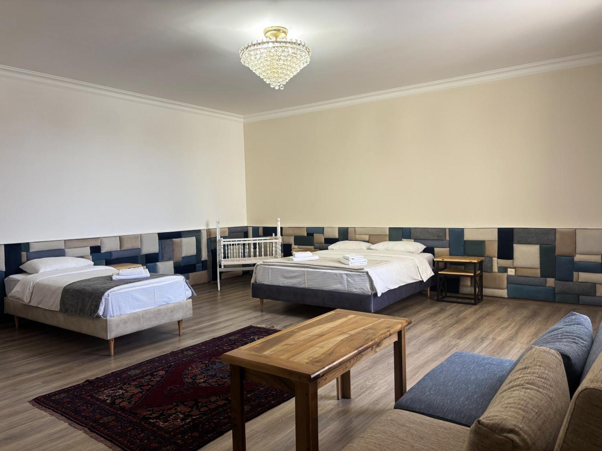 21 Rooms Hotel Гюмри Екстериор снимка