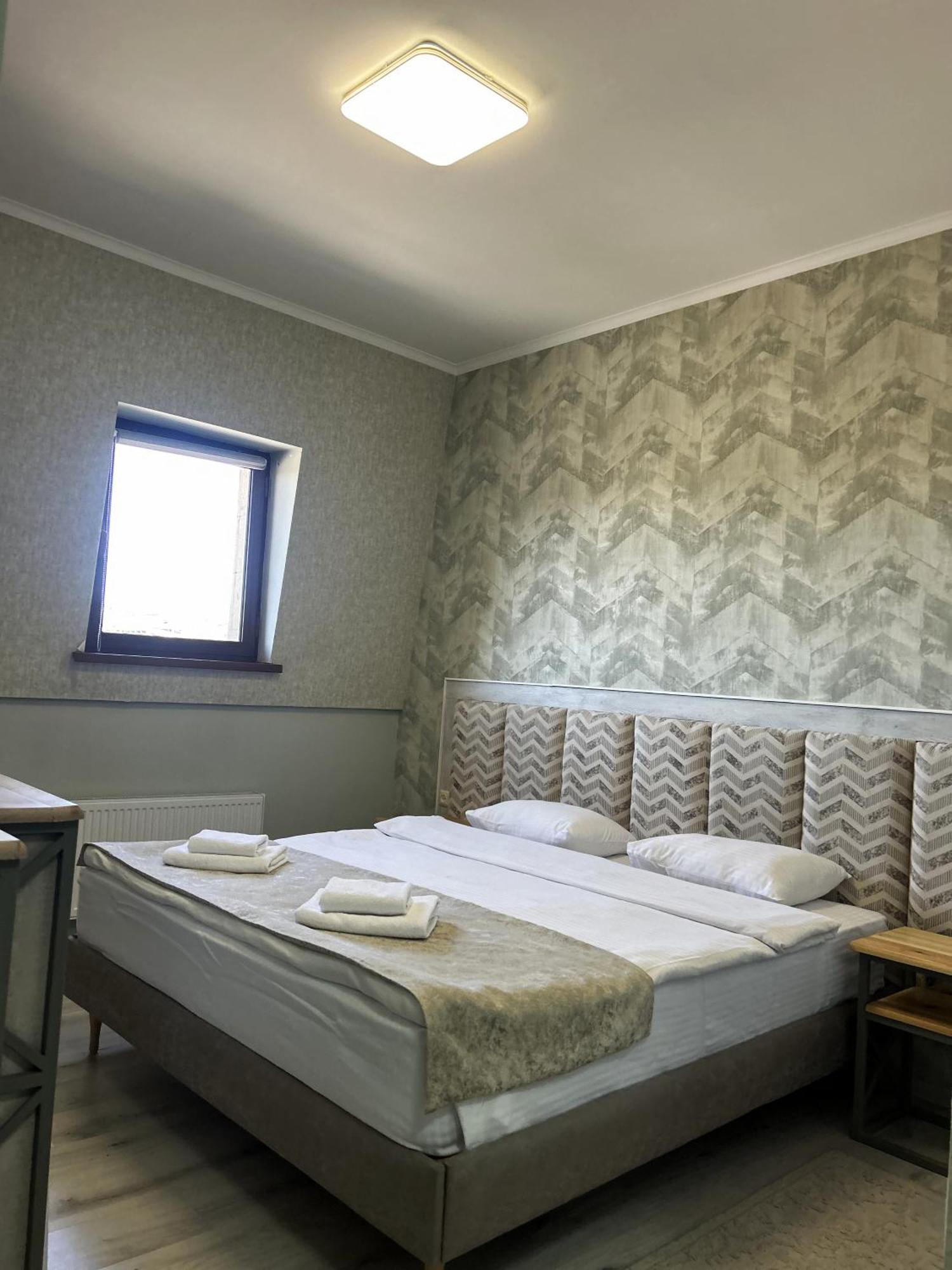 21 Rooms Hotel Гюмри Екстериор снимка
